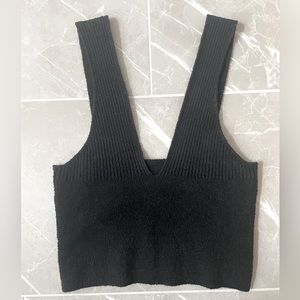 Urban Outfitters Black Crop Tank Top Size Medium